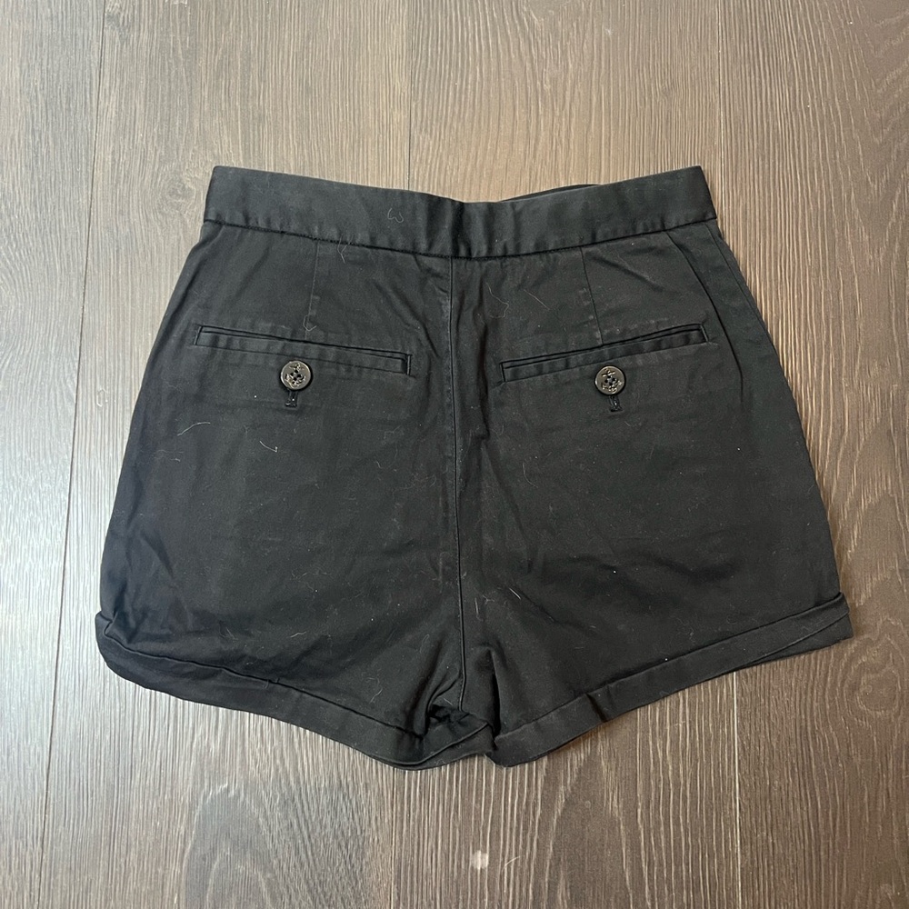 Super High Waisted Short - Picture 2 of 3